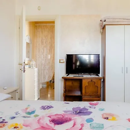 Alexander's Vendégház