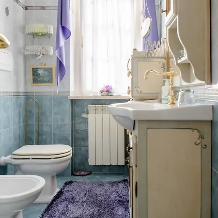 Alexander's Vendégház 3*