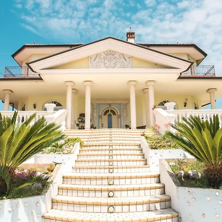 Alexander's 3* Collecorvino