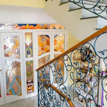 Casa de hóspedes Alexander's Collecorvino