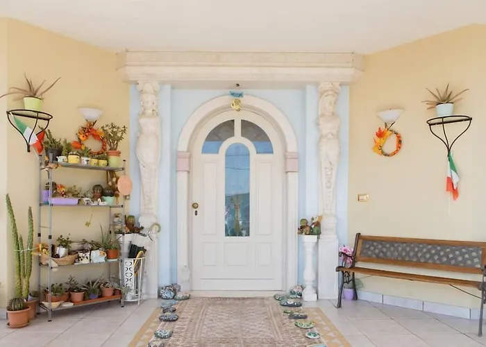 Casa de hóspedes Alexander's 3*