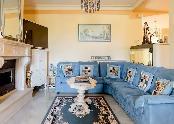 Alexander's Casa de hóspedes